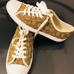 Coach shoes